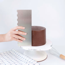 Load image into Gallery viewer, 8.9" Bengal Stripe Cake Comb