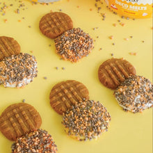 Load image into Gallery viewer, Cinnamon Roll Crumb Topping