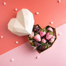 Load image into Gallery viewer, Mini Hearts Quin Confetti Sprinkles
