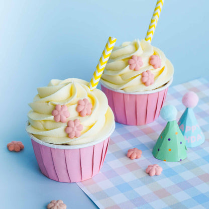 Daisy Flower Strawberry Cookie Bites